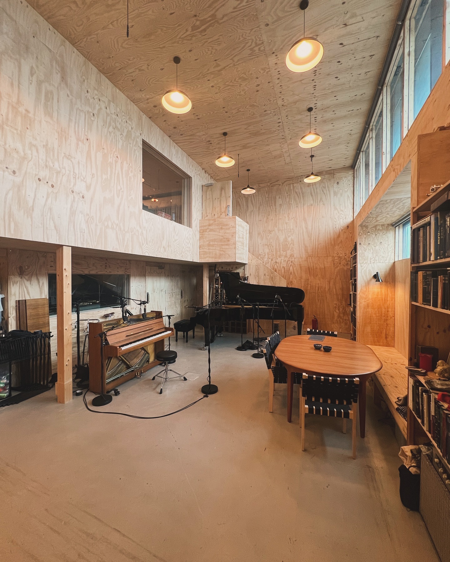 bergur studio live recording room